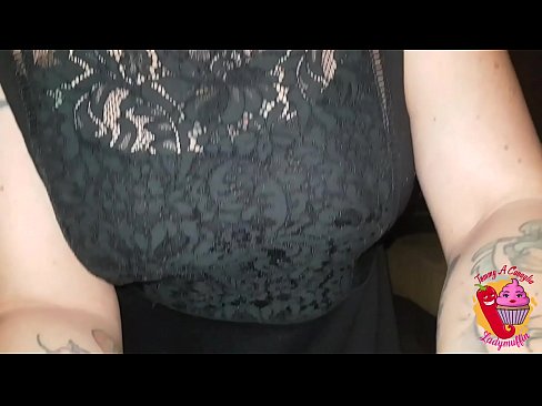 ❤️ 淫荡的继妹给他口交和西班牙语 ️ Porn video❌️❤